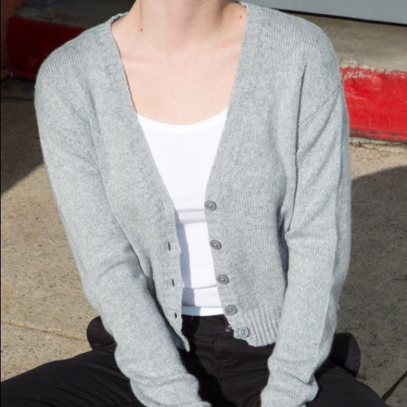 Brandy melville gray billie sweater/ cardigan - Picture 1 of 2